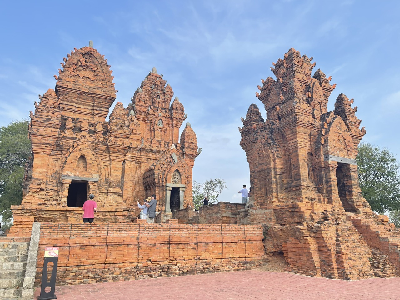KHÁM PHÁ 4 NGÔI THÁP CHĂM NỔI TIẾNG Ở KHÁNH HÒA