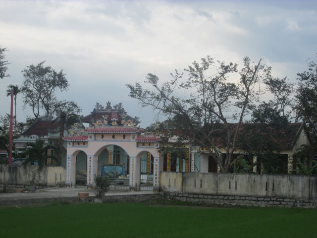 ĐÌNH NGHIỆP THÀNH