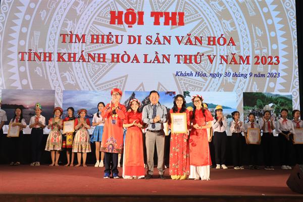  SÔI NỔI HỘI THI TÌM HIỂU DI SẢN VĂN HÓA